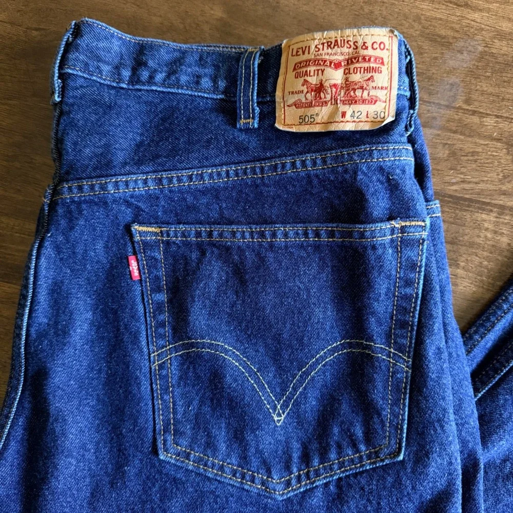 Levis 505 Regular Fit Jeans Dark Wash Indigo Denim Mens 42x30 Straight Leg
